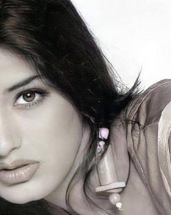 अंडरवर्ल्ड और बॉलीवुड के रिश्तों पर सोनाली बेंद्रे का खुलासा