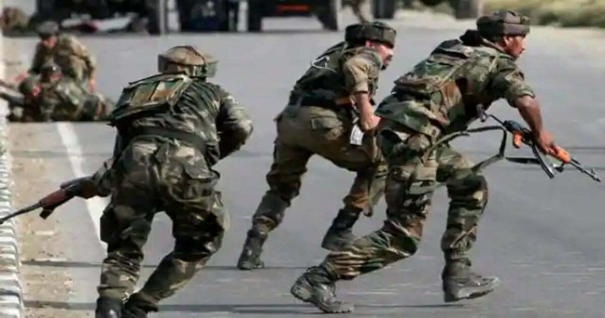 उरी पार्ट 2 की साजिश नाकाम, सेना के कैम्प में घुसने की कोशिश कर रहे 2 आतंकी ढेर, 3 जवान शहीद
