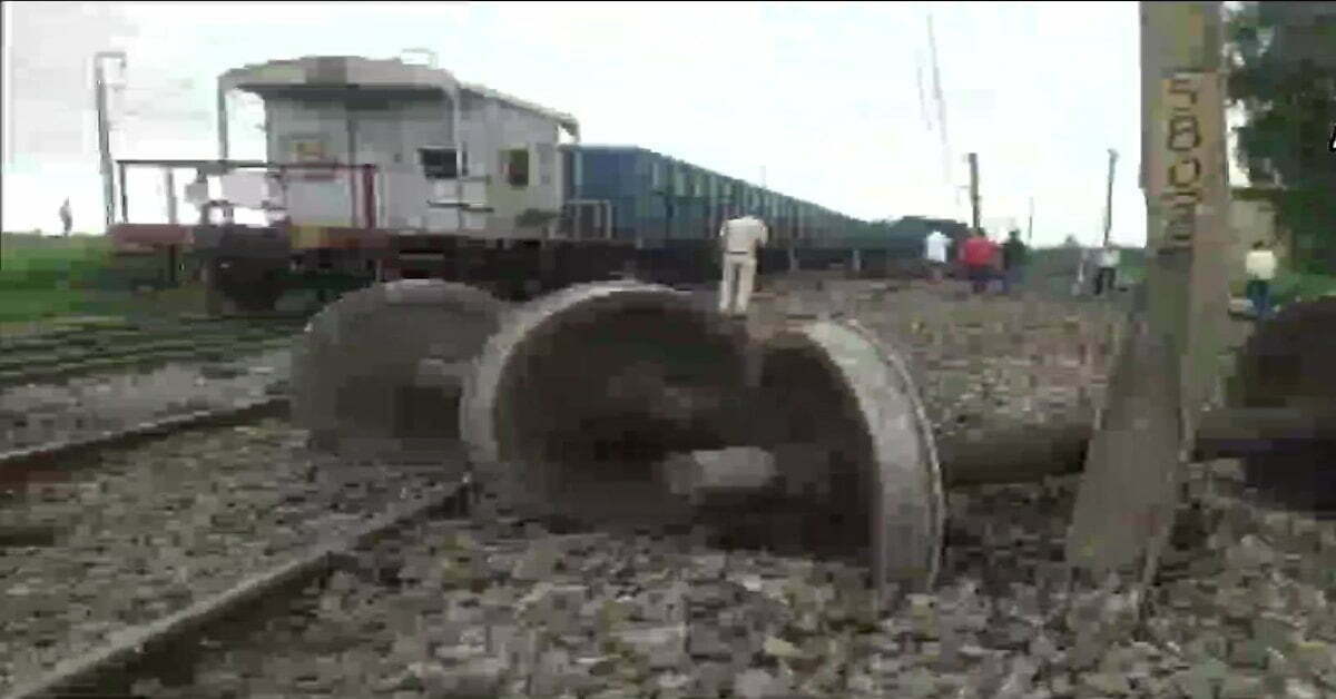 Breaking News: मालगाड़ी पटरी से उतरी, कई ट्रेनें प्रभावित