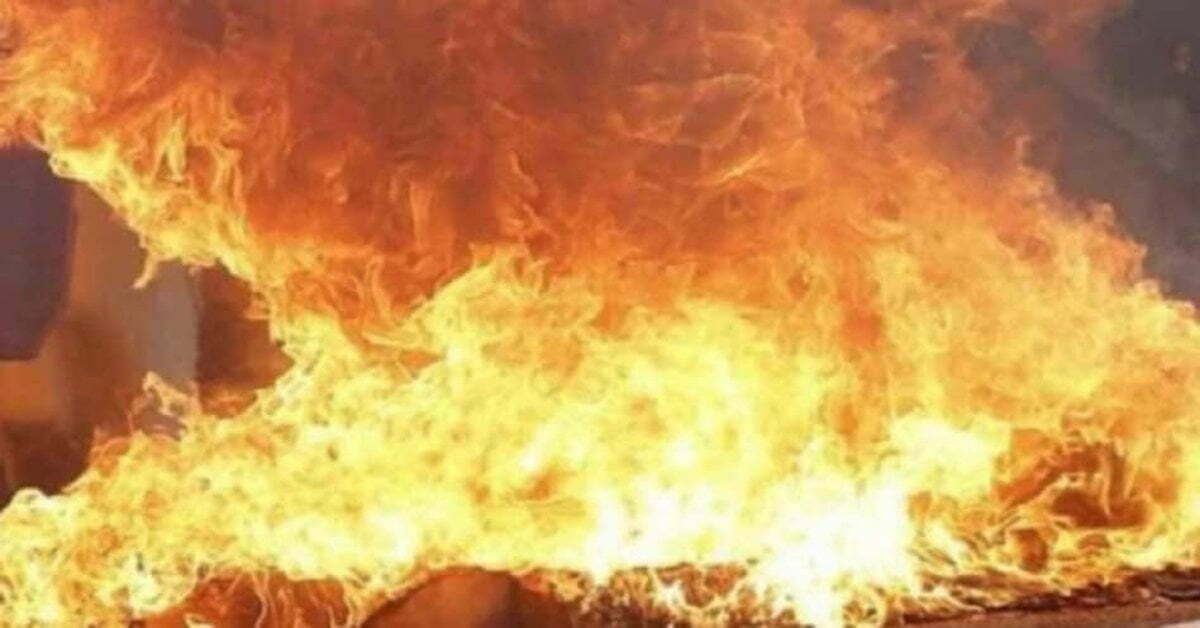 आग में खाक हुई 7 जिंदगियां…EV चार्ज के दौरान हुआ भीषण हादसा