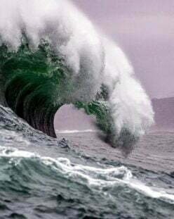 Alert : यहां सुनामी आने की चेतावनी जारी, लद्दाख में लगे भूकंप के झटके