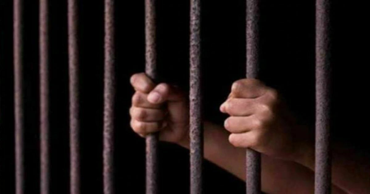 जेल में भी मौज : तिहाड़ में बंद मंत्री सत्येन्द्र जैन के VIDEO से मचा हंगामा