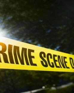 कैब में महिला के साथ छेड़छाड़, 10 महीने की बच्ची को चलती गाड़ी से नीचे फेंका, हुई मौत