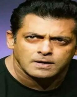 सलमान खान पर इस EX गर्लफ्रेंड ने लगाए गंभीर आरोप, कहा- सिगरेट से जलाया, सालों तक मारपीट की