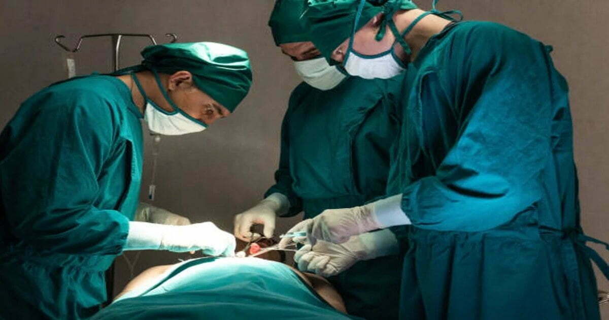 AIIMS के डॉक्टरों का कमाल, गर्भ के अंदर ही बच्चे की कर दी हार्ट सर्जरी, वो भी मात्र 90 सेकंड में