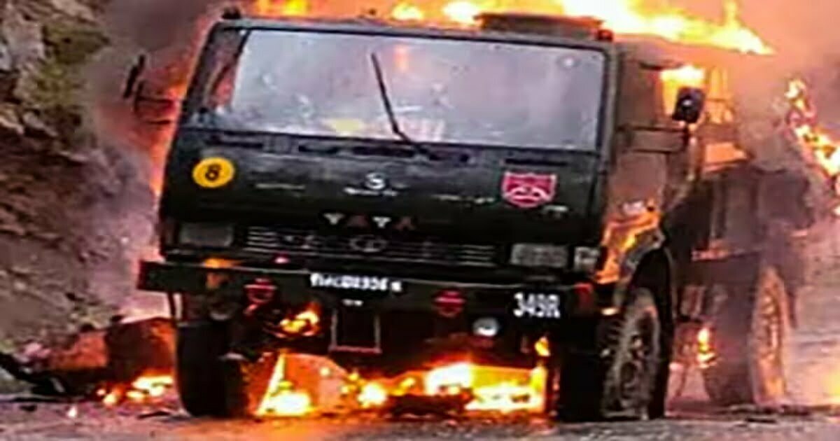 Big Breaking: सेना के वाहन पर आतंकी हमला, आग लगने से 5 जवान शहीद