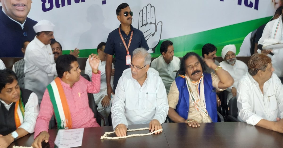 Big Breaking: नंदकुमार साय कांग्रेस में हुए शामिल, CM भूपेश और मोहन मरकाम ने दिलाई सदस्यता