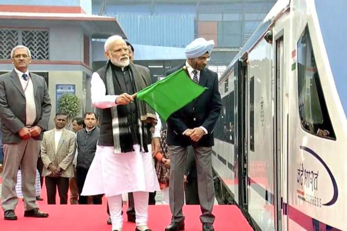 PM मोदी ने दी 10 नई वंदे भारत की सौगात, जानिए इन ट्रेनों का रूट और शेड्यूल