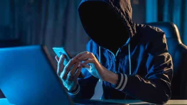 ऑनलाइन जॉब का झांसा देकर 36 लाख की ठगी, जांच में जुटी साइबर पुलिस