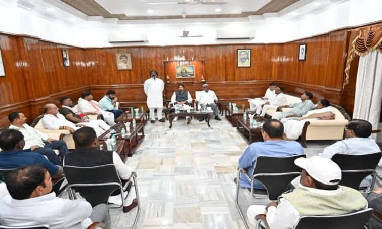 हेमंत सोरेन ने फ्लोर टेस्ट किया पास, विश्वास प्रस्ताव में बड़ी जीत हासिल, विपक्ष में एक भी मत नहीं