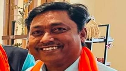 आदिवासी युवक को अपशब्द कहना भाजपा नेता को पड़ा भारी, पुलिस ने किया गिरफ्तार
