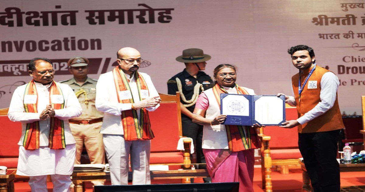 IIT भिलाई के दीक्षांत में शामिल हुई राष्ट्रपति द्रौपदी मुर्मू, आईआईटियन्स को लेकर कही बड़ी बात