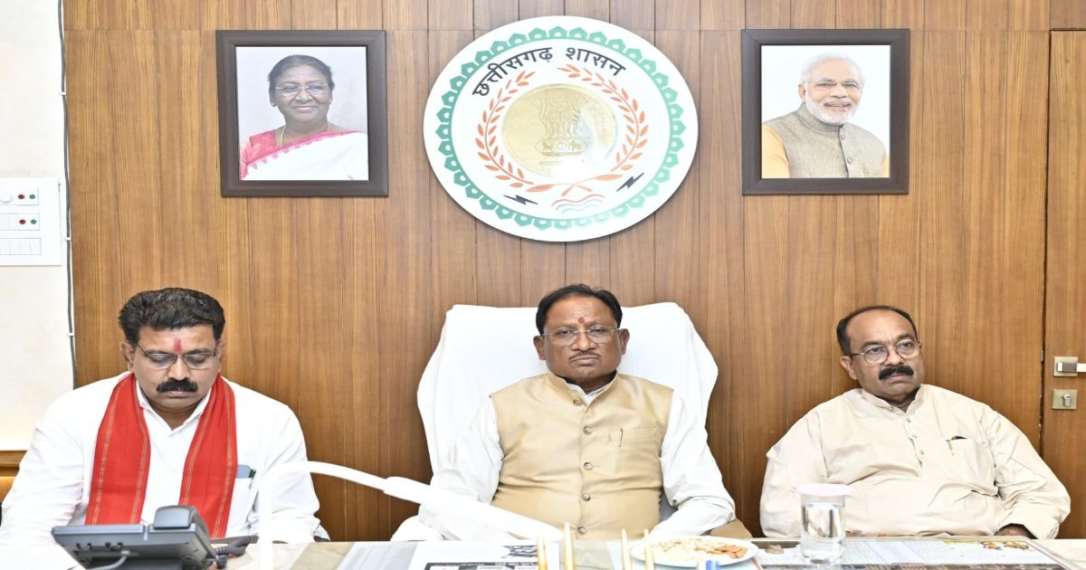 मनरेगा को लेकर CM की अधिकारियों के साथ अहम बैठक, कार्यों को गुणवत्तापूर्ण और समय से पूरा करने के दिए निर्देश