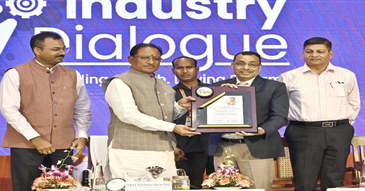 छत्तीसगढ़ विजन 2047 के तहत राज्य को औद्योगिक हब बनाने की पहल, नई औद्योगिक नीति से छत्तीसगढ़ में 1.23 लाख करोड़ के निवेश प्रस्ताव प्राप्त