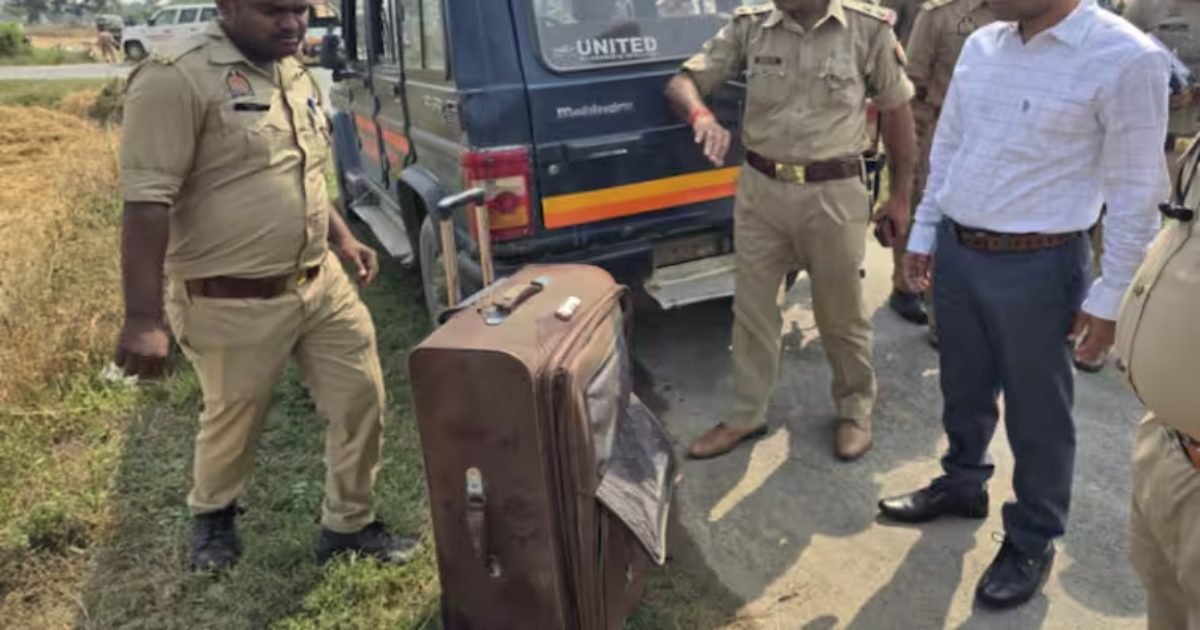 दुबई से लौटे पति की निर्मम हत्या: प्रेमी के साथ शव को काटा, सूटकेस में भरकर फेंका, भांजे के प्यार में पागल महिला ने कर डाला मेरठ जैसा कांड