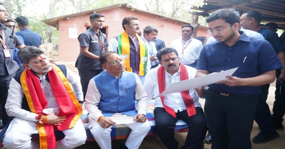 मोर दुआर-साय सरकार महाअभियान का शुभारंभ, CM साय स्वयं पहुंचे हितग्राहियों के घर सर्वे करने