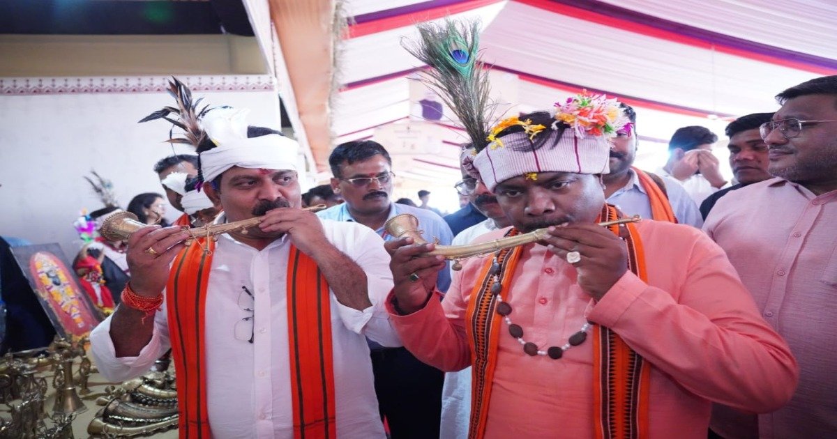 डिप्टी CM और वनमंत्री ने किया बस्तर पंडुम के संभागीय स्तरीय कार्यक्रम का उद्घाटन, विजय शर्मा ने कहा- बस्तर की वैभव-गौरवशाली संस्कृति को वैश्विक पटल पर पहुंचाने की पहल