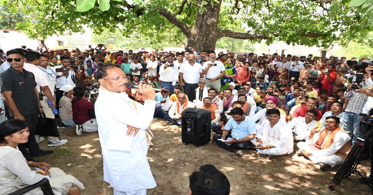 ‘काम करो या सस्पेंड होने के लिए तैयार रहो’, इस अफसर पर जमकर भड़के CM साय? वजह आई सामने