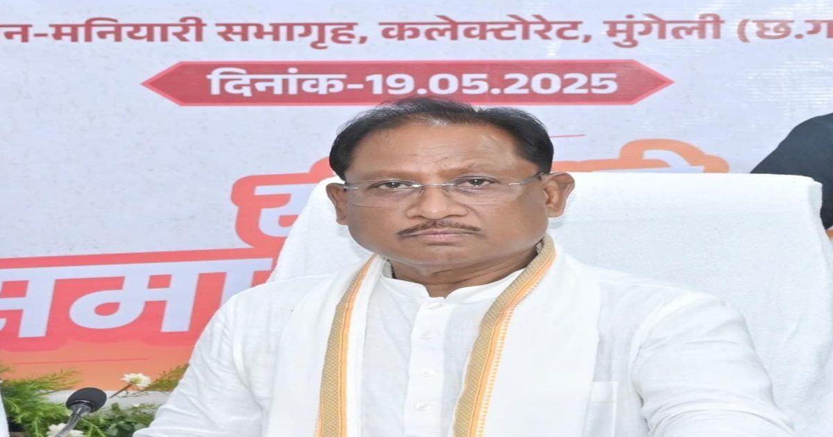 EE सस्पेंड, DEO की छुट्टी, CM के कड़े तेवर, लापरवाह अधिकारियों पर गिरी गाज