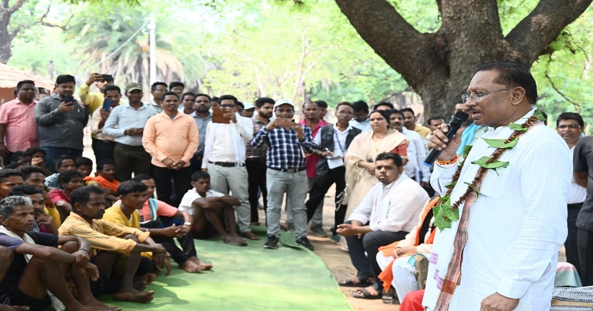 मुख्यमंत्री विष्णु देव साय पहुंचे दंतेवाड़ा जिले के ग्राम मुलेर, छत्तीसगढ़ के अंतिम छोर पर पहुंचा सुशासन तिहार