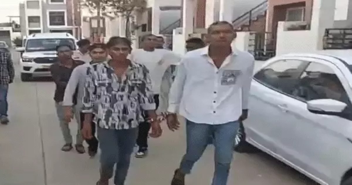 छपरी डॉन और गैंग का आधा सिर मूड़ा, फिर रायपुर पुलिस ने निकाला जुलूस, नशे के लिए पैसे नहीं देने पर इंजीनियर से की थी मारपीट, 7 गिरफ्तार