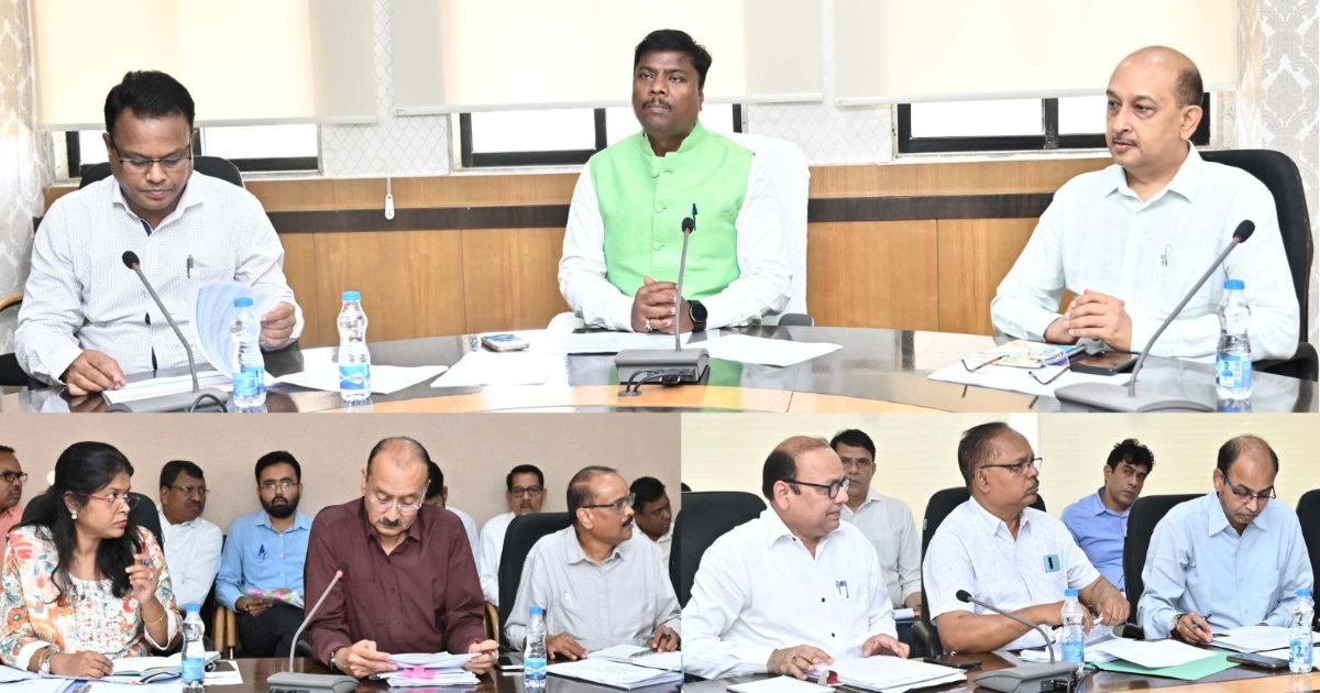 5 लाख किसानों को 2241 करोड़ का ऋण वितरित, 1175 दुग्ध, 120 मत्स्य तथा 532 पैक्स के गठन का लक्ष्य, ग्राम पंचायतों में गठित होगी बहुआयामी सहकारी समितियां
