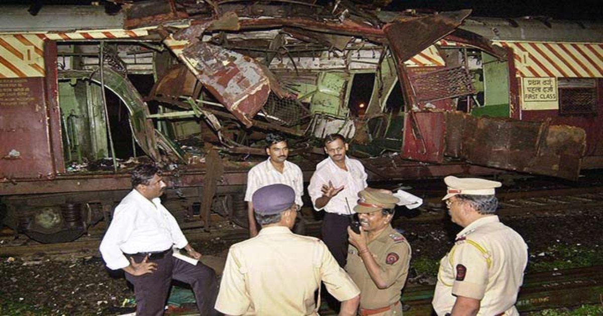मुंबई ट्रेन ब्लास्ट में 189 की मौत, 11 मिनट में 7 धमाके, 2006 के सीरियल ब्लास्ट के 12 दोषी बरी, हाईकोर्ट ने निचली अदालत का फैसला पलटा, कहा- प्रॉसिक्यूशन दोष साबित करने में नाकाम