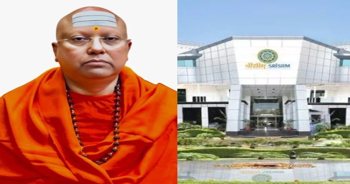 एक और बाबा की गंदी करतूत उजागर, अश्लील मैसेज भेजे.. शारीरिक संबंध बनाने की कोशिश, जानें कौन है चैतन्यानंद जिन पर 17 छात्राओं ने लगाए गंभीर आरोप