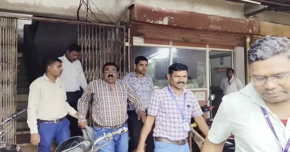 ACB कार्रवाई: एक और रिश्वतखोर चढ़ा ACB के हत्थे, घूस लेते रंगे हाथों गिरफ्तार