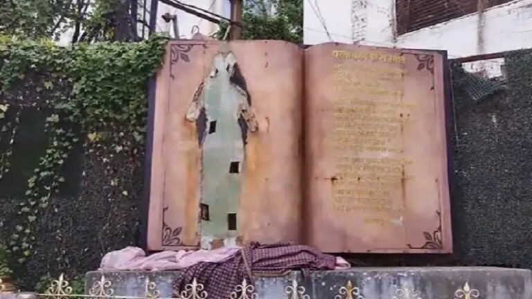 छत्तीसगढ़ महतारी की मूर्ति खंडित, वीआईपी चौक पर क्रांति सेना का हंगामा और प्रदर्शन…पुलिस ने दर्ज की FIR