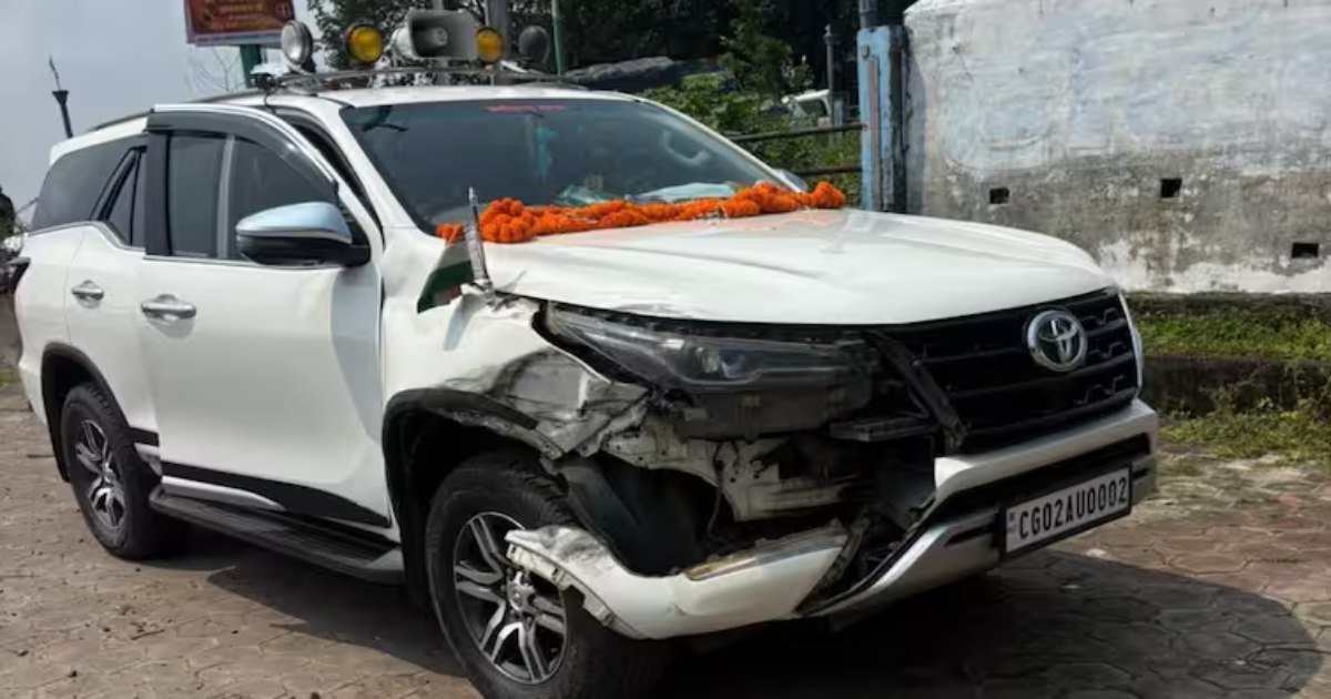 बाल-बाल बचे मंत्री श्याम बिहारी जायसवाल, जन्मदिन के दिन बड़ा हादसा, ट्रक से टकराई कार
