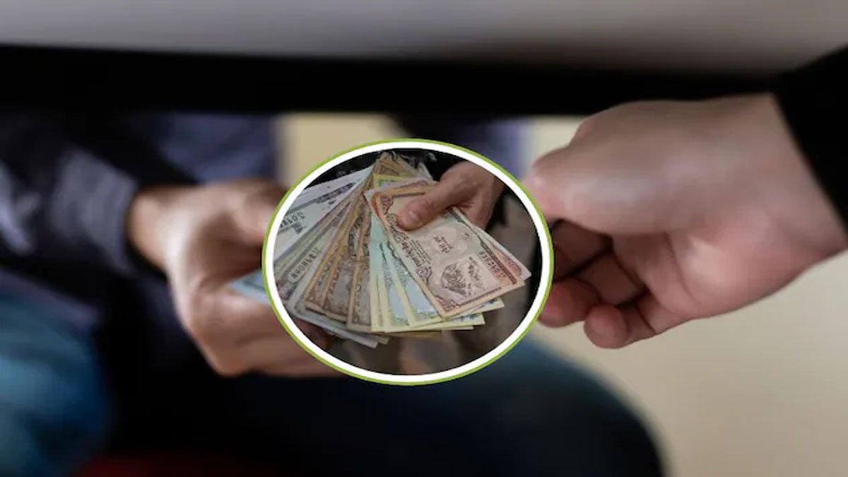 CG – ACB की बड़ी कार्रवाई, नायब तहसीलदार को रिश्वत लेते रंगे हाथ किया गिरफ्तार, कार्रवाई से मचा हड़कंप…..