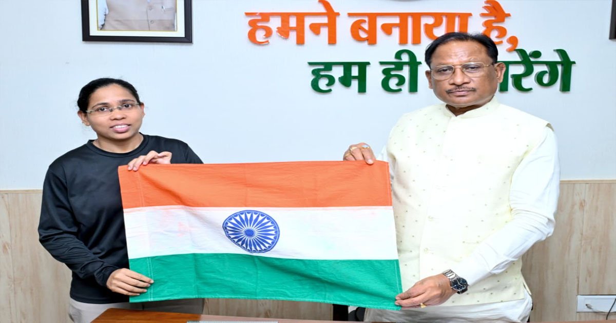 माउंट एवरेस्ट विजेता अमिता श्रीवास के स्वास्थ्य लाभ हेतु राज्य सरकार सजग – मुख्यमंत्र विष्णु देव साय