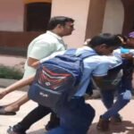 CG SCHOOL OPEN : स्कूल खुलने के पहले दिन ही गर्मी ने दिखाया असर, स्कूल में प्रार्थना के दौरान छात्र हुआ बेहोश