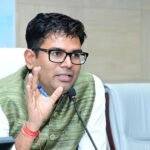 आवास एवं पर्यावरण मंत्री ओपी चौधरी ने विभिन्न आवासीय कॉलोनियों के प्रतिनिधियों के साथ की बैठक