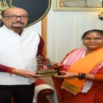 राज्यपाल डेका से राष्ट्रीय पिछड़ा वर्ग आयोग की अध्यक्ष साध्वी निरंजन ज्योति ने की सौजन्य भेंट