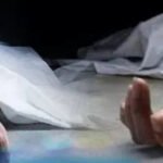 पति-पत्नी की मिली लाश : कमरे में मिली पत्नी की लाश, फांसी के फंदे पर लटका मिला पति का शव, इलाके में फैली सनसनी