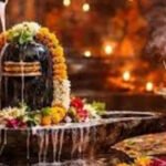 Sawan 2026 : इस साल सावन में बन रहे एक साथ 6 शुभ योग, शिवलिंग पर अर्पित करें ये चीजें, मिलेगा लाभ