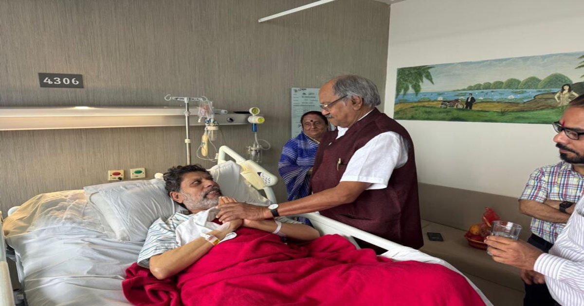मेदांता अस्पताल में भाजपा प्रदेश अध्यक्ष से मिले रायपुर सांसद बृजमोहन अग्रवाल , जाना स्वास्थ्य हाल
