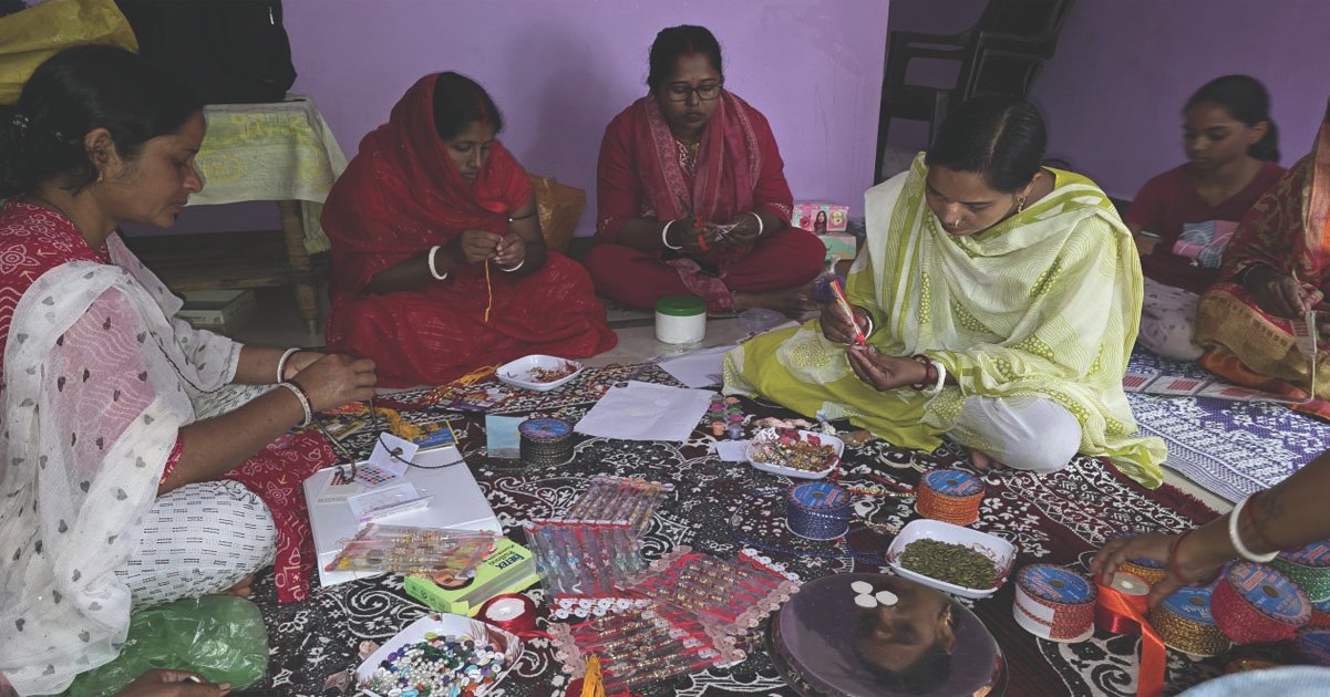 ‘राखी का रिश्ता, भरोसे का साथ – विष्णु भैया संग विकास की बात’