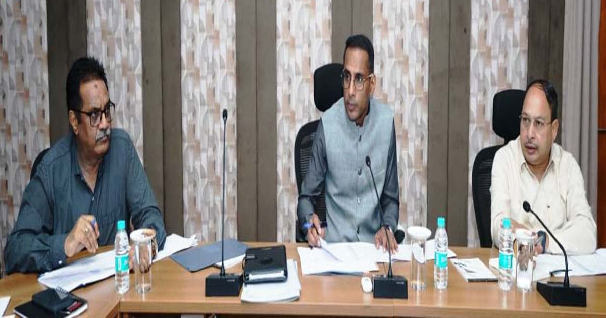 बस्तर में कनेक्टीविटी बढ़ाने विशेष जोर, सड़कों और पुल-पुलियों के काम दिसम्बर तक पूर्ण करने के निर्देश