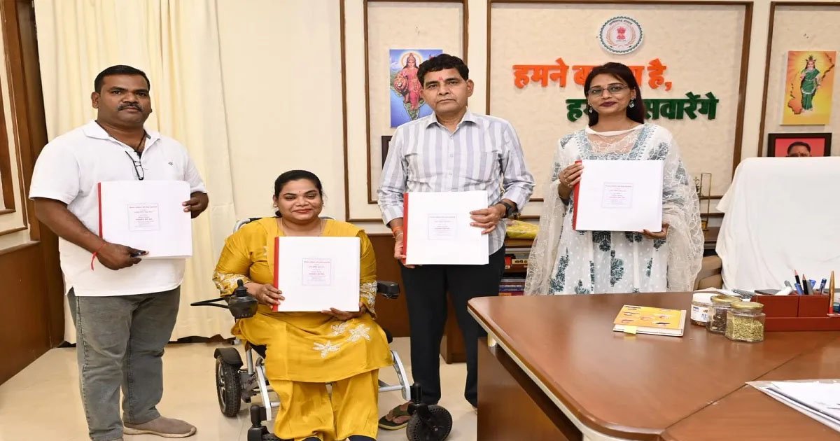 ब्रेल पुस्तक से दृष्टिबाधित विद्यार्थियों को कानूनी अधिकारों और शासकीय योजनाओं की मिलेगी जानकारी – राजस्व मंत्री टंक राम वर्मा