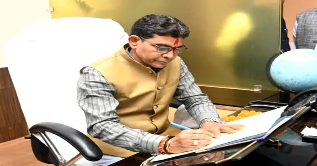 5वें सेमेस्टर में अटके छात्रों को मिली बड़ी राहत, अंतरिम प्रवेश देने की घोषणा, अध्यादेश में होगा संशोधन